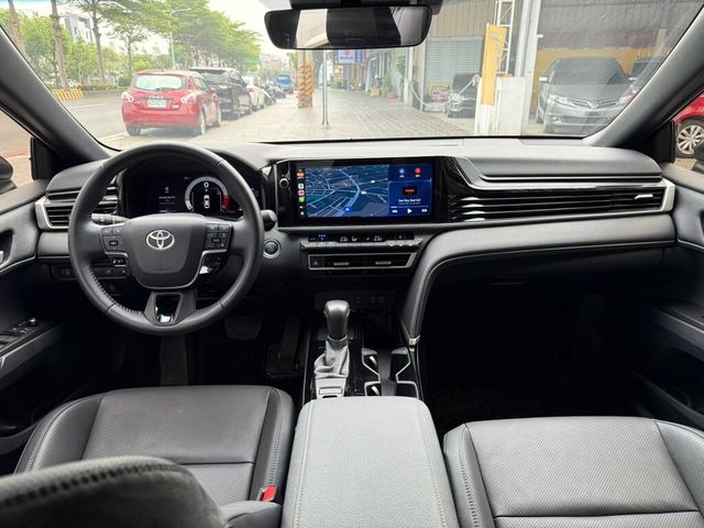 TOYOTA豐田 CAMRY  第5張相片