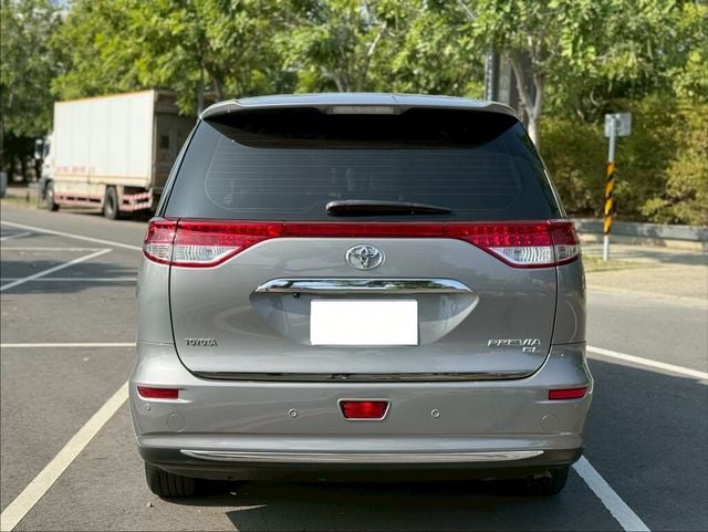 TOYOTA豐田 PREVIA  第4張相片
