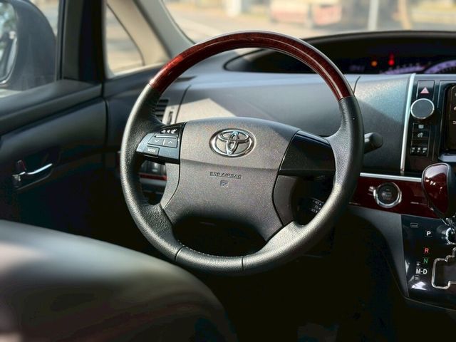 TOYOTA豐田 PREVIA  第6張相片