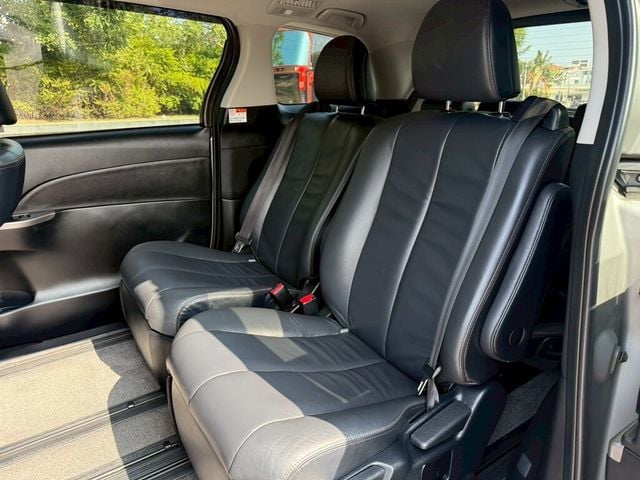 TOYOTA豐田 PREVIA  第11張相片