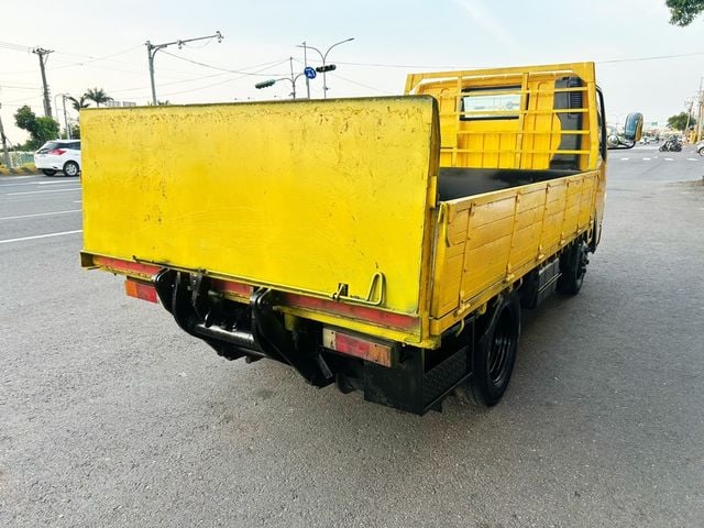 MITSUBISHI三菱 CANTER  第4張相片