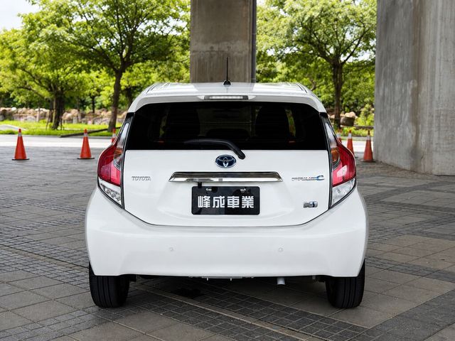 TOYOTA豐田 PRIUS C  第5張相片