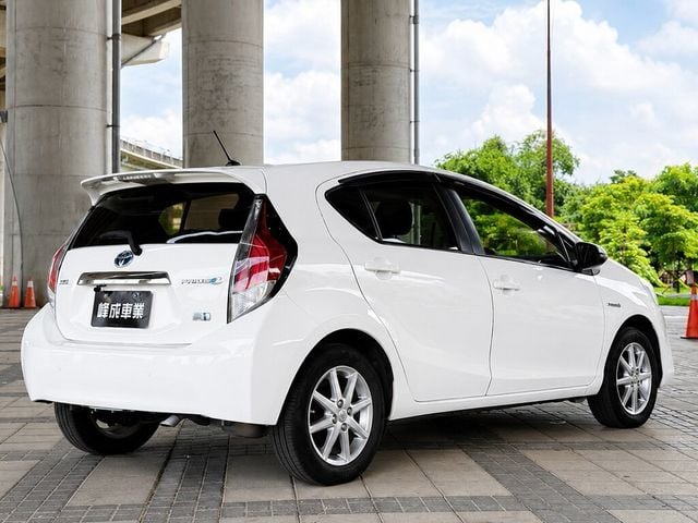 TOYOTA豐田 PRIUS C  第6張相片