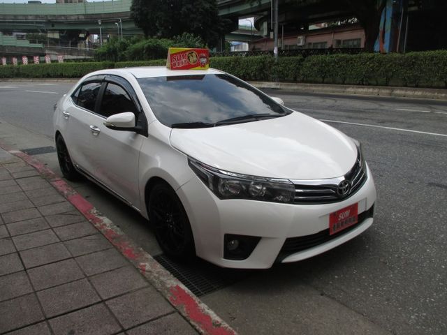 正港純一手自用車.整台零事故整台原板件頂級IKEY進階版.有小改款.底盤更是安靜無漏油購車再加贈原廠三大保證五大保固  第1張相片