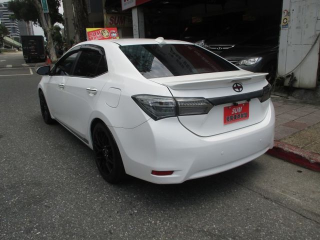 正港純一手自用車.整台零事故整台原板件頂級IKEY進階版.有小改款.底盤更是安靜無漏油購車再加贈原廠三大保證五大保固  第8張相片