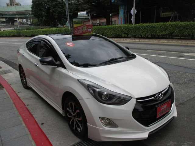 純一手車庫車.整台零事故整台原板件.頂級IKEY.天窗版1.8升省油省稅金來店購車再加贈原廠三大保證五大保固  第1張相片