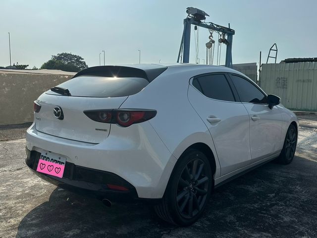 MAZDA馬自達 MAZDA 3  第2張相片