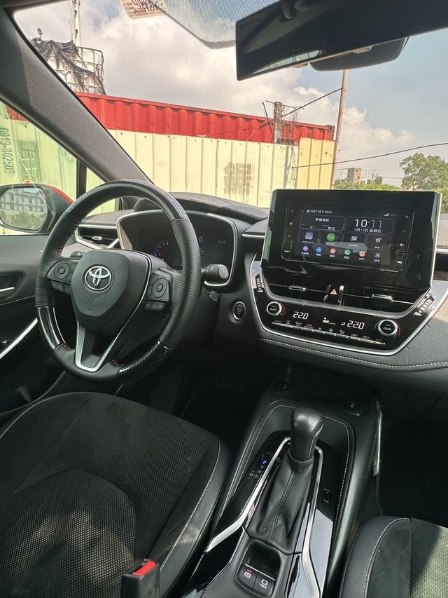 TOYOTA豐田 AURIS  第8張相片