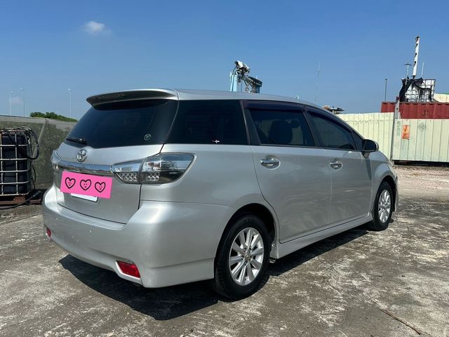 TOYOTA豐田 WISH  第2張相片