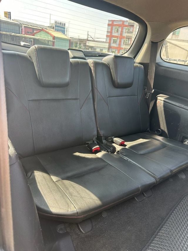 TOYOTA豐田 WISH  第7張相片