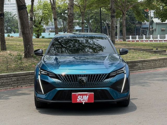 雙前座氣動按摩  雙前座電熱椅 免鑰匙啟動車門鎖 換檔撥片 恆溫空調  第3張相片