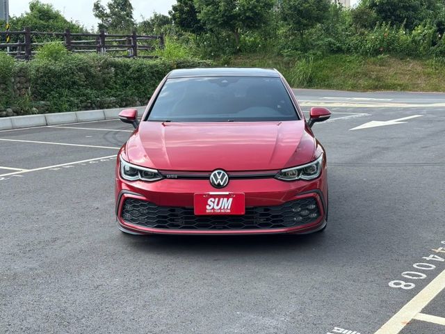 鋁圈改裝 無線CARPLAY 電動記憶座椅 後做出風口 倒車影像  第2張相片