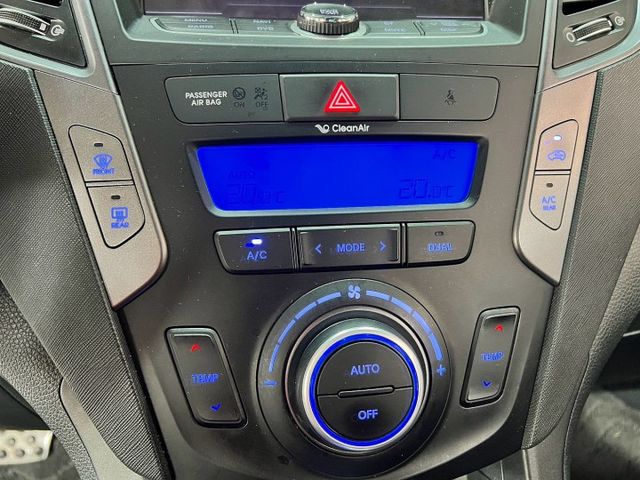 2016 Hyundai Santa Fe 2.2菁英款 (5+2)  第13張相片