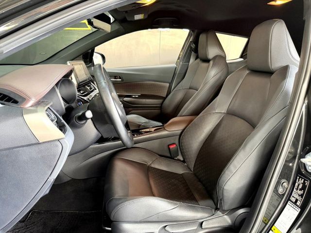 2018 Toyota C-HR 豪華  第5張相片