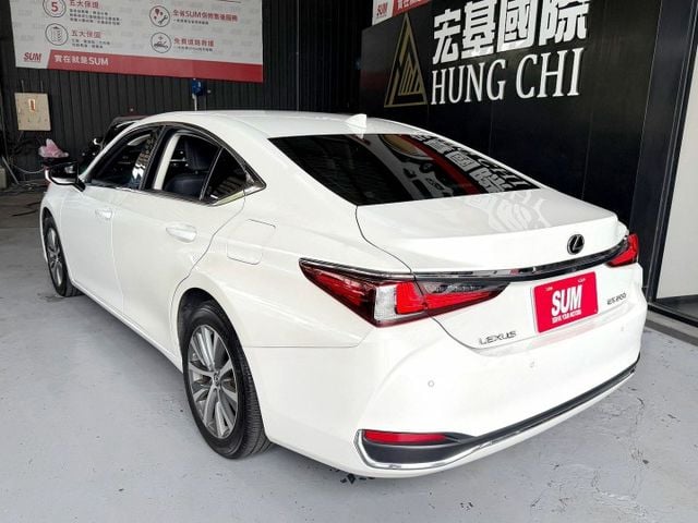 2021 Lexus ES200 豪華版  第2張相片