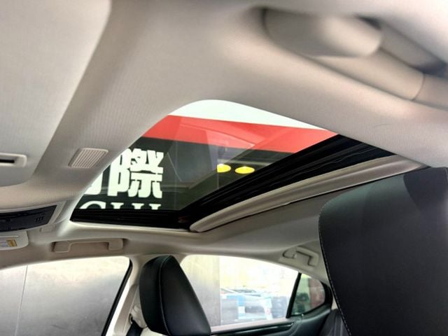 2021 Lexus ES200 豪華版  第14張相片