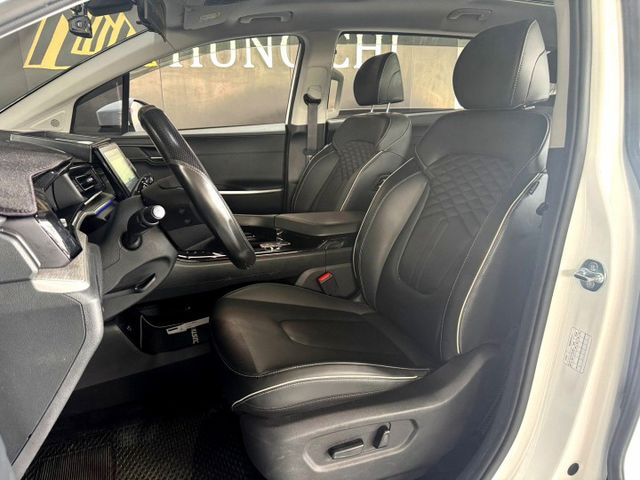 2024 Hyundai Custin GLT-B  第6張相片