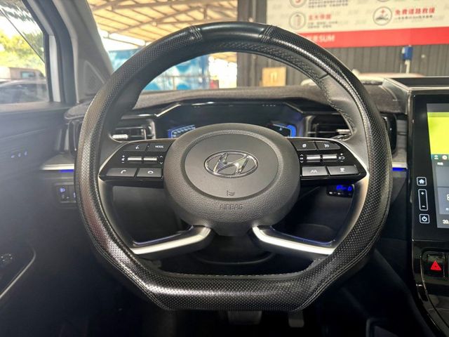 2024 Hyundai Custin GLT-B  第9張相片
