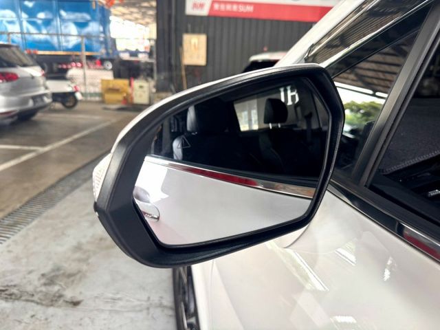 2024 Hyundai Custin GLT-B  第17張相片