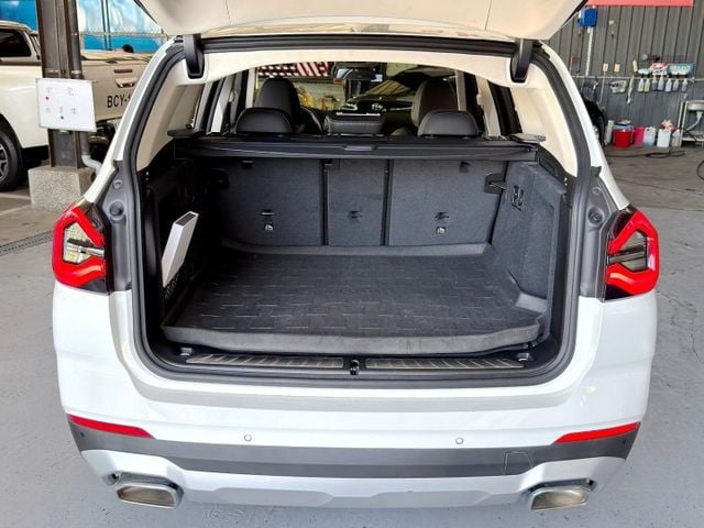 2022 BMW X3 xDrive20i 運動版  第3張相片