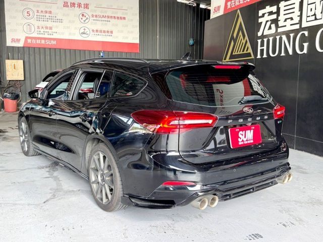 2023 Ford Focus Wagon EcoBoost 182 ST-Line Vignale  第2張相片