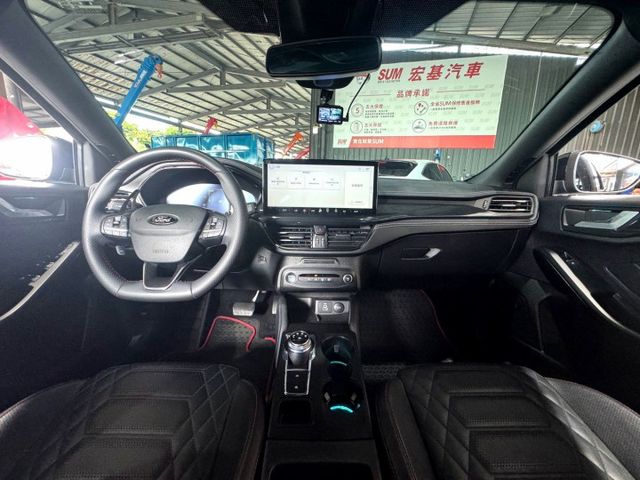 2023 Ford Focus Wagon EcoBoost 182 ST-Line Vignale  第5張相片