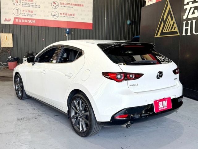 2024 Mazda 3 5D 20S Signature  第2張相片