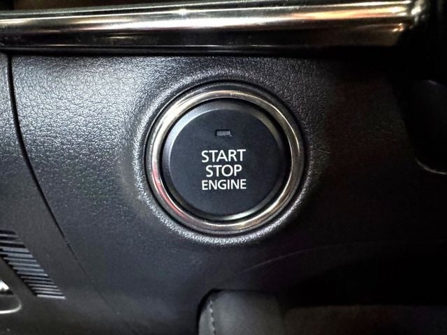 2024 Mazda 3 5D 20S Signature  第11張相片