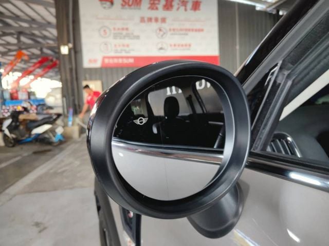 2023 Mini Countryman Cooper S  第17張相片
