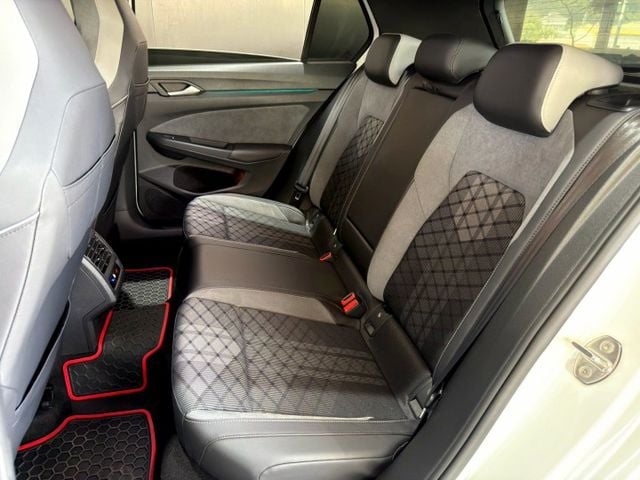 2023 Volkswagen Golf 280 eTSI R-Line  第6張相片