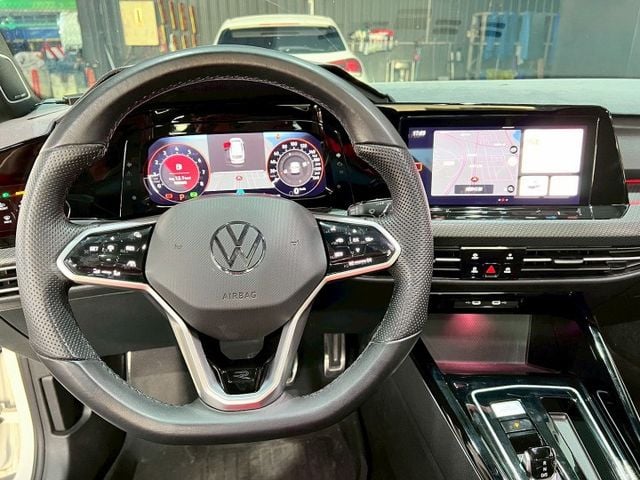 2023 Volkswagen Golf 280 eTSI R-Line  第7張相片