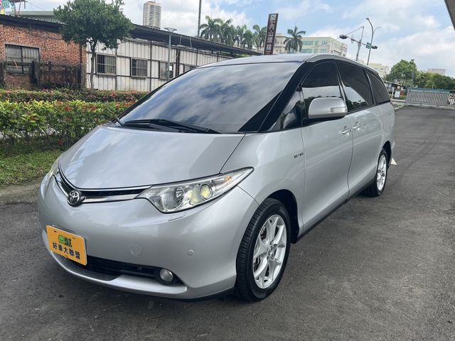 TOYOTA豐田 PREVIA  第3張相片