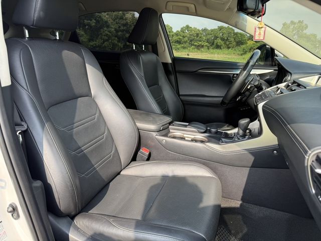LEXUS凌志 NX200T  第5張相片