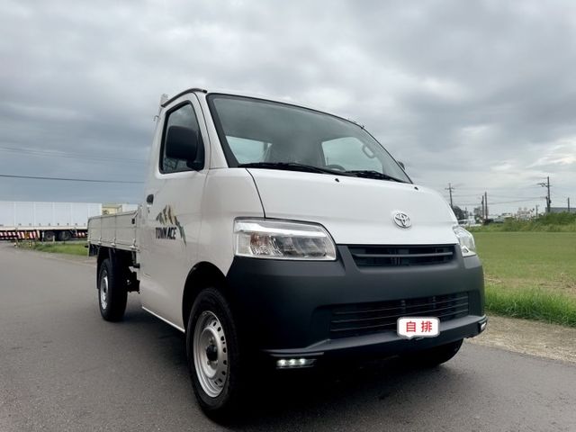 全新車+自排車型+框式木床 原廠新車4年12萬公里保固中 妥善率高~運輸載貨~優質首選  第3張相片