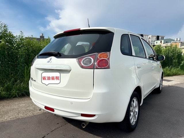 雅緻型 省油省稅~同級車最小迴轉半徑 舊換新價,小車大空間~妥善率高 代步or工務優質首選五門掀背車  第5張相片