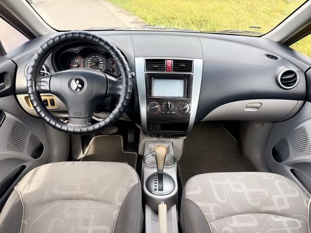 雅緻型 省油省稅~同級車最小迴轉半徑 舊換新價,小車大空間~妥善率高 代步or工務優質首選五門掀背車  第6張相片