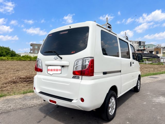 原版件+原廠保固中+原廠保養+一手車 安卓機+倒車影像+衛星導航 八人座車型~可變二人or五人座 盲點偵測+電動後視鏡  第5張相片
