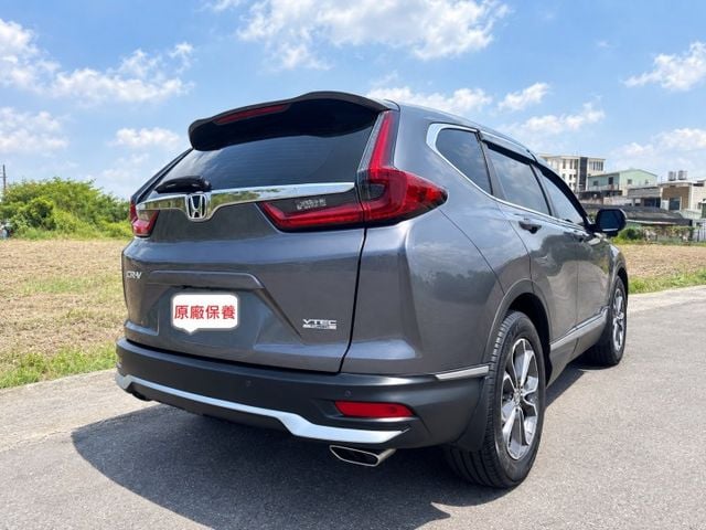 頂規-S版 原廠保養+全車原版件+一手車  1.5L省油省稅 高達23項的主被動安全輔助科技 霸氣風貌所勾勒的前衛流線  第5張相片