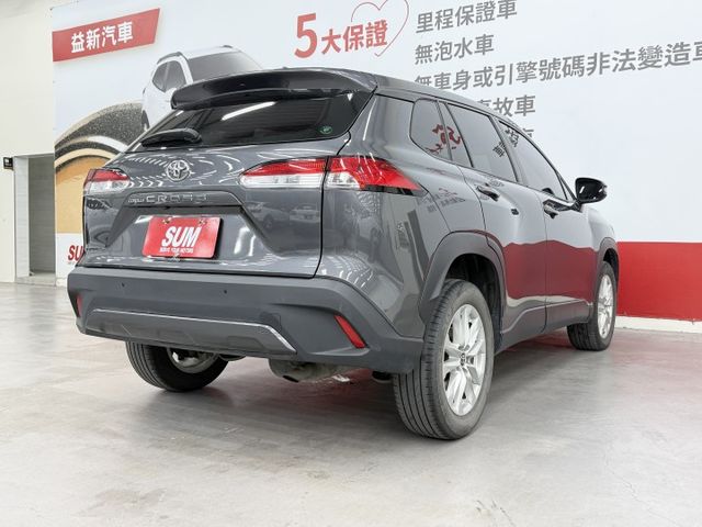 一手認證漂亮車，原鈑件保證，小改款後有電子手煞車、AUTO HOLD，僅實跑3萬多公里，可以全額貸，歡迎賞車  第4張相片