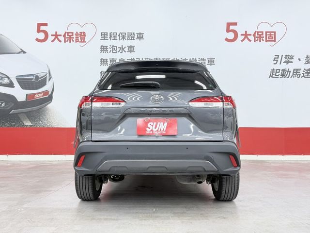 一手認證漂亮車，原鈑件保證，小改款後有電子手煞車、AUTO HOLD，僅實跑3萬多公里，可以全額貸，歡迎賞車  第5張相片
