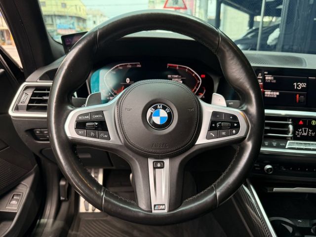 ⭕️原鈑件⭕️M SPORT⭕️5AT⭕️四傳⭕️雙前電動椅⭕️盲點⭕️天窗⭕️IKey摸門⭕️氣氛燈⭕️LED感應頭燈  第8張相片