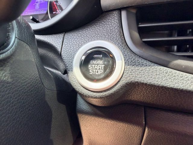 2020 KIA Picanto 1.3 GT-Line原版件 跑4萬 iKey 恆溫 定速 7安  第13張相片