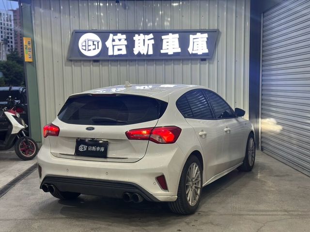 FORD福特 FOCUS ST  第5張相片