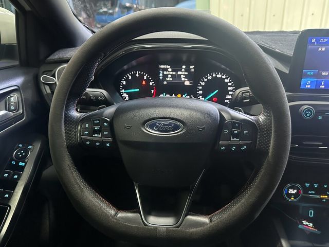 FORD福特 FOCUS ST  第8張相片
