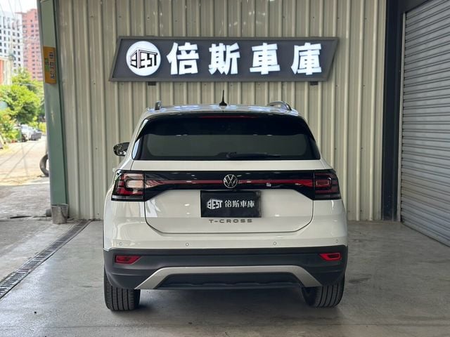 VOLKSWAGEN福斯 T-CROSS  第6張相片