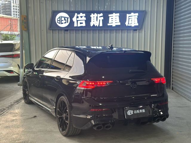 VOLKSWAGEN福斯 GOLF R  第4張相片