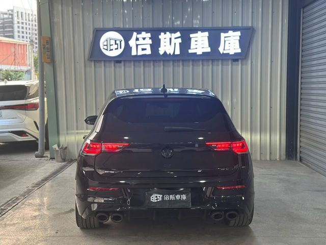 VOLKSWAGEN福斯 GOLF R  第6張相片