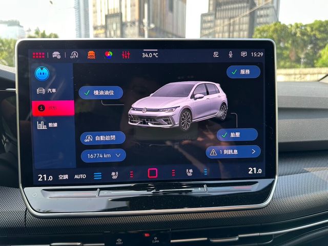 VOLKSWAGEN福斯 GOLF R  第9張相片