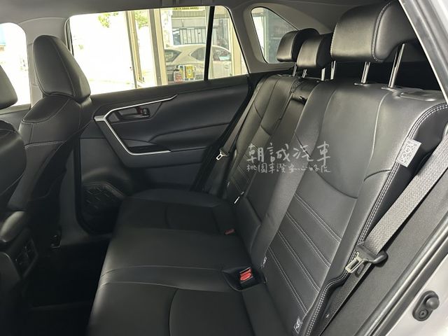 RAV4  第7張相片