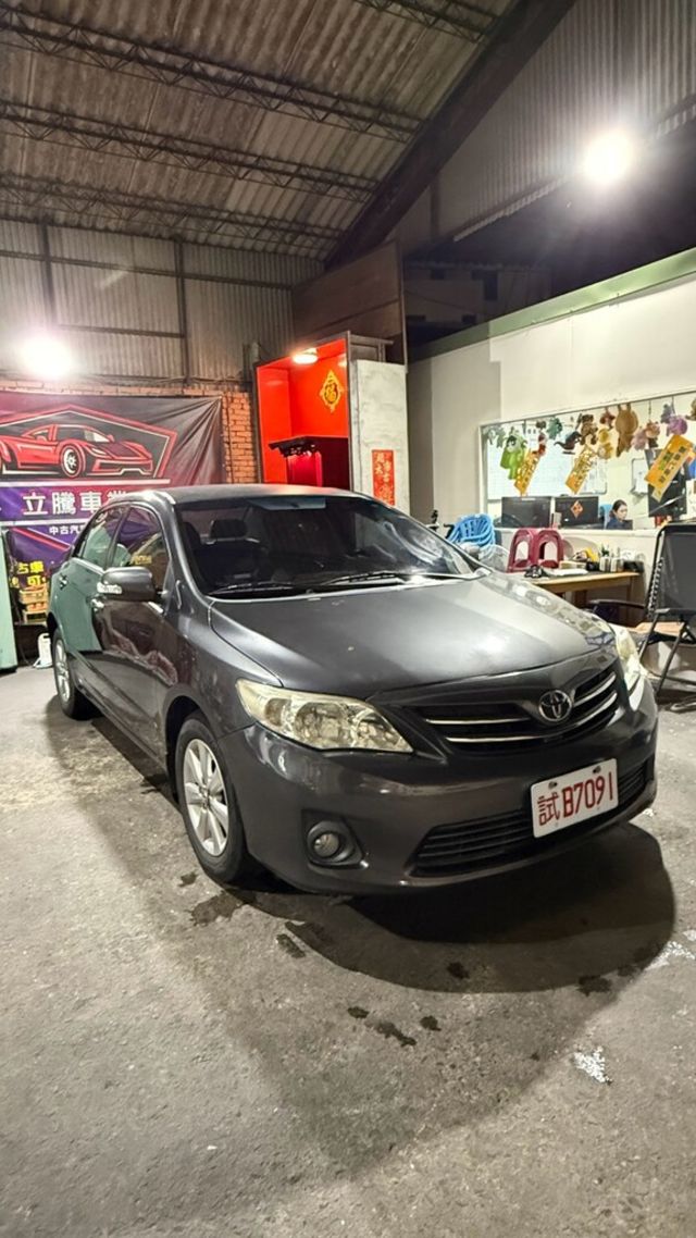 TOYOTA豐田 ALTIS  第2張相片